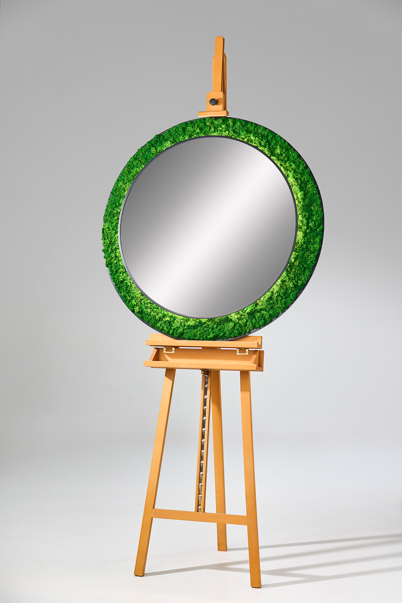 Small mirror with stand